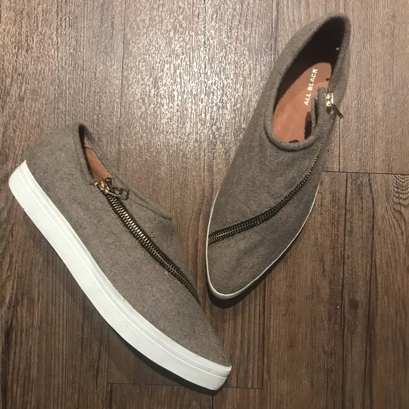 Anthropologie Shoes - ANTHROPOLOGIE | ALL BLACK Zippered Slipons | 8